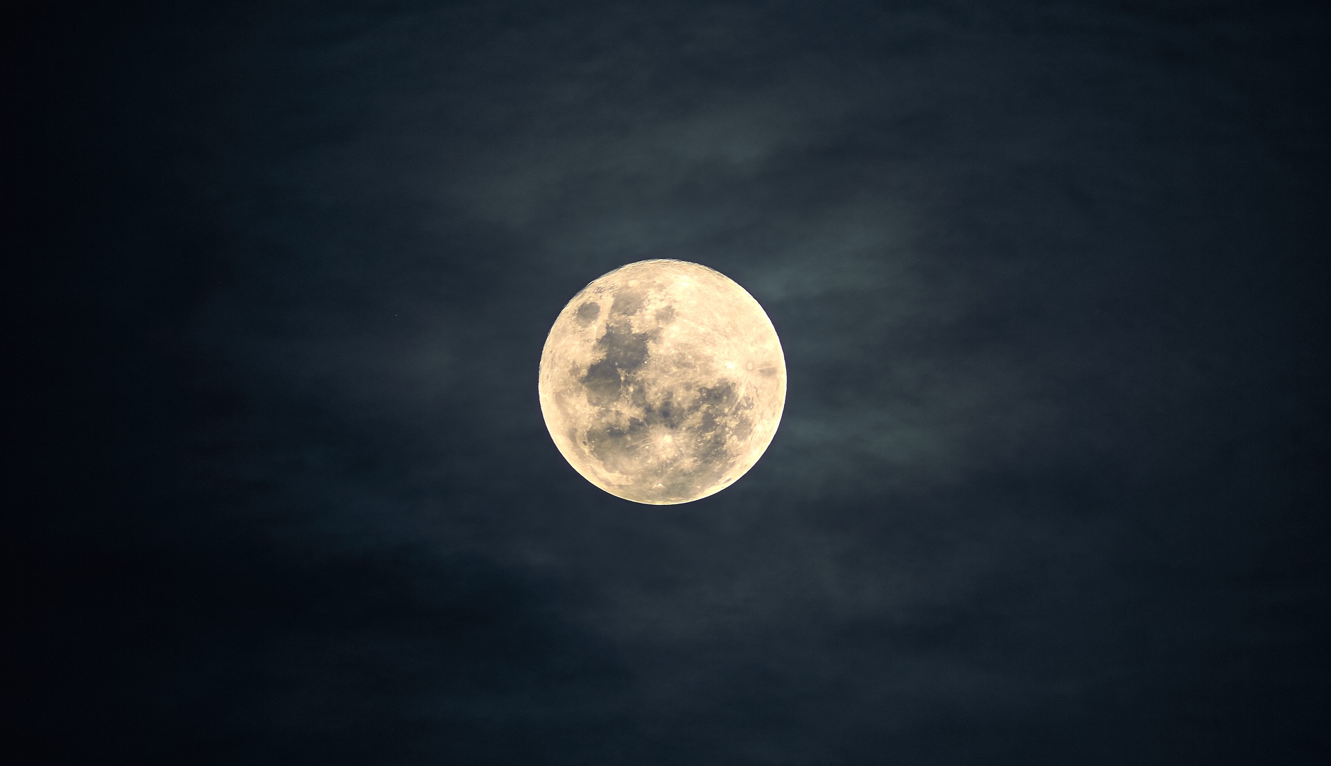 Full Moon In Cancer – December 29th, 2020: A Year of Prosperity Ahead